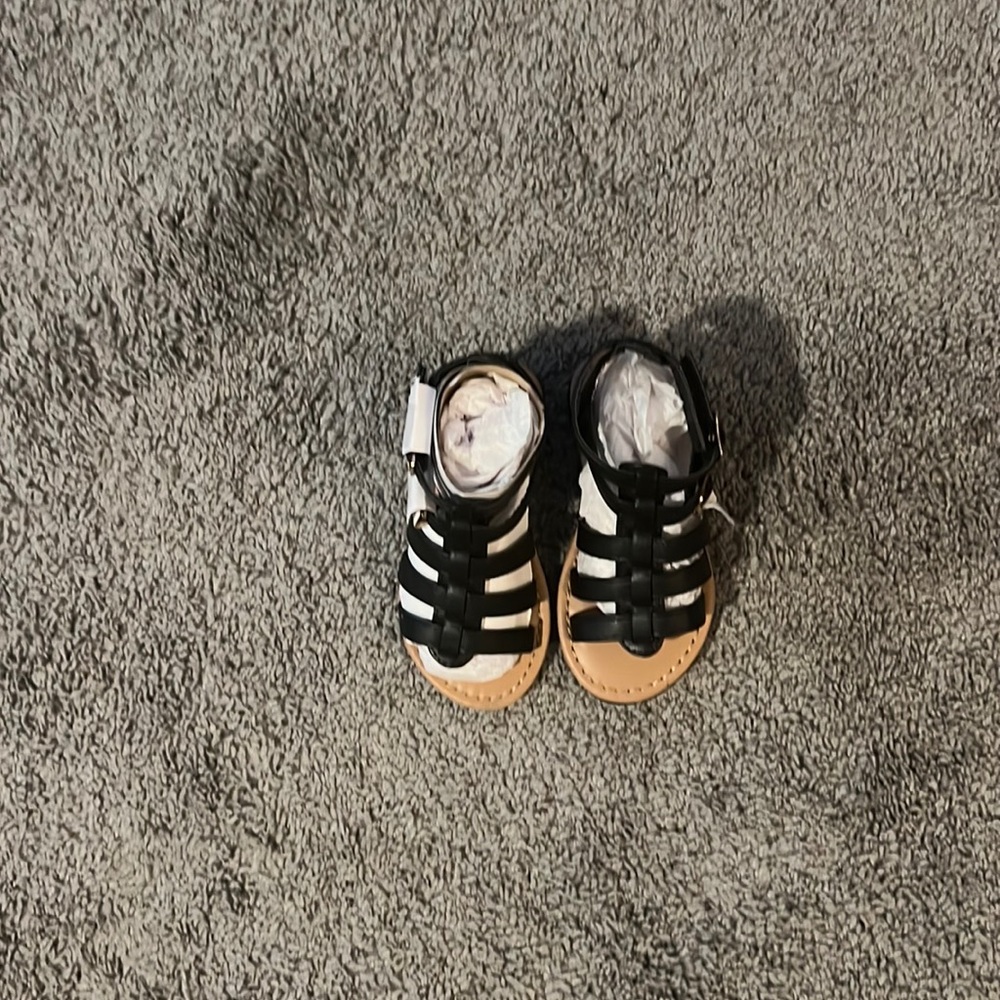 Kids Never Worn FabKids Black Sandals! Size 8